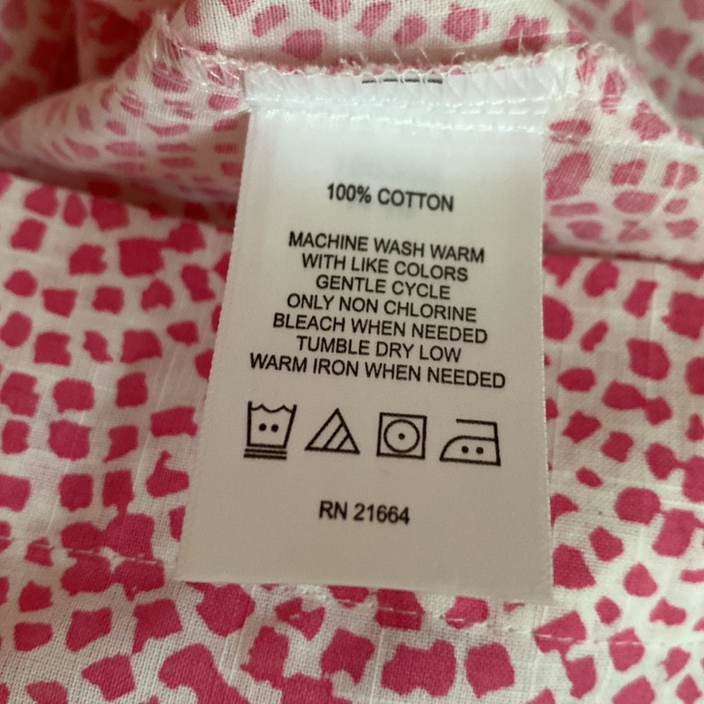 Foxcroft for Appleseed’s wrinkle-free tunic - Picture 5 of 6